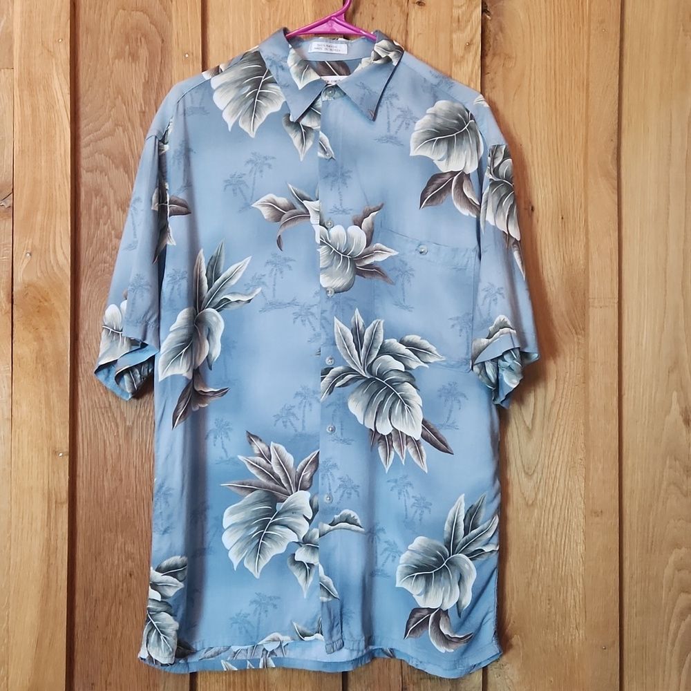 Pierre Cardin Short Sleeve Hawaiian Casual Button Down Shirt, Medium, Blue